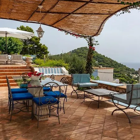 Ferienhaus Beautiful With View In The Heart Of *
