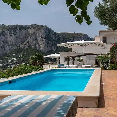 Ferienhaus Beautiful With View In The Heart Of