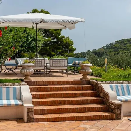 Beautiful With View In The Heart Of Casa vacanze *