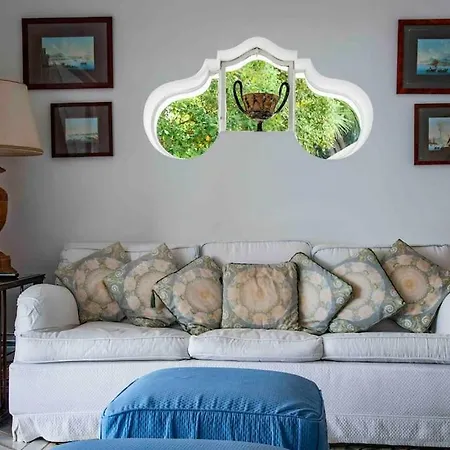 Дом отдыха Beautiful With View In The Heart Of *