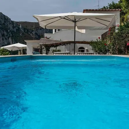 Beautiful With View In The Heart Of Capri