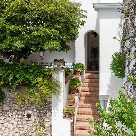 Holiday home Beautiful With View In The Heart Of Capri